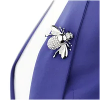 

2 Colors Exquisite Crystal Rhinestone Animal Brooch Luxury Lovely Enamel Alloy Bee Wedding Brooches for Men Women