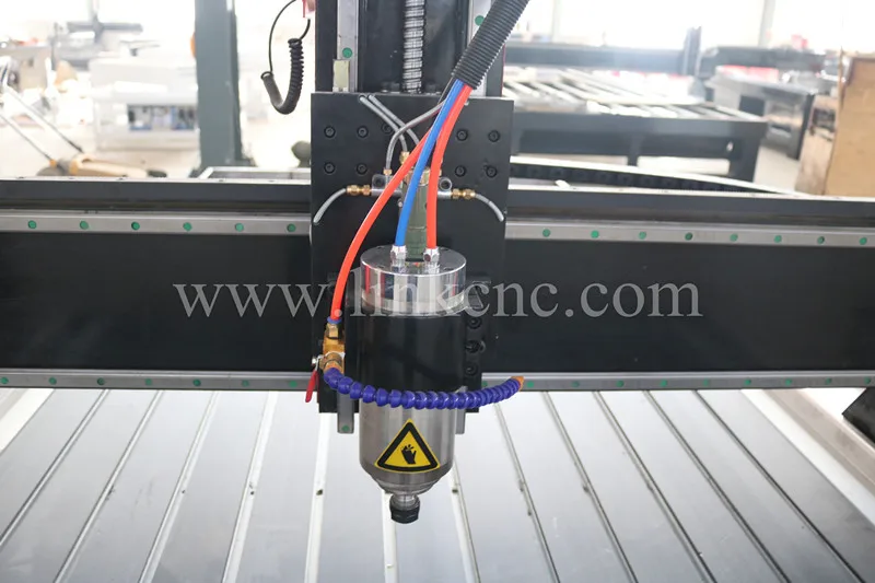 CNC router woodworking engraver and cutting machinery 1325