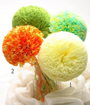 pom pom bow b.jpg