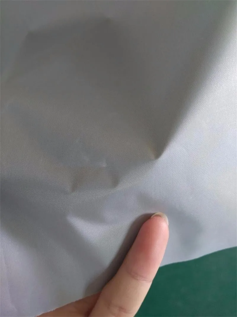 Wholesale EN471 high visibility standard polyester coated silver reflective fabric