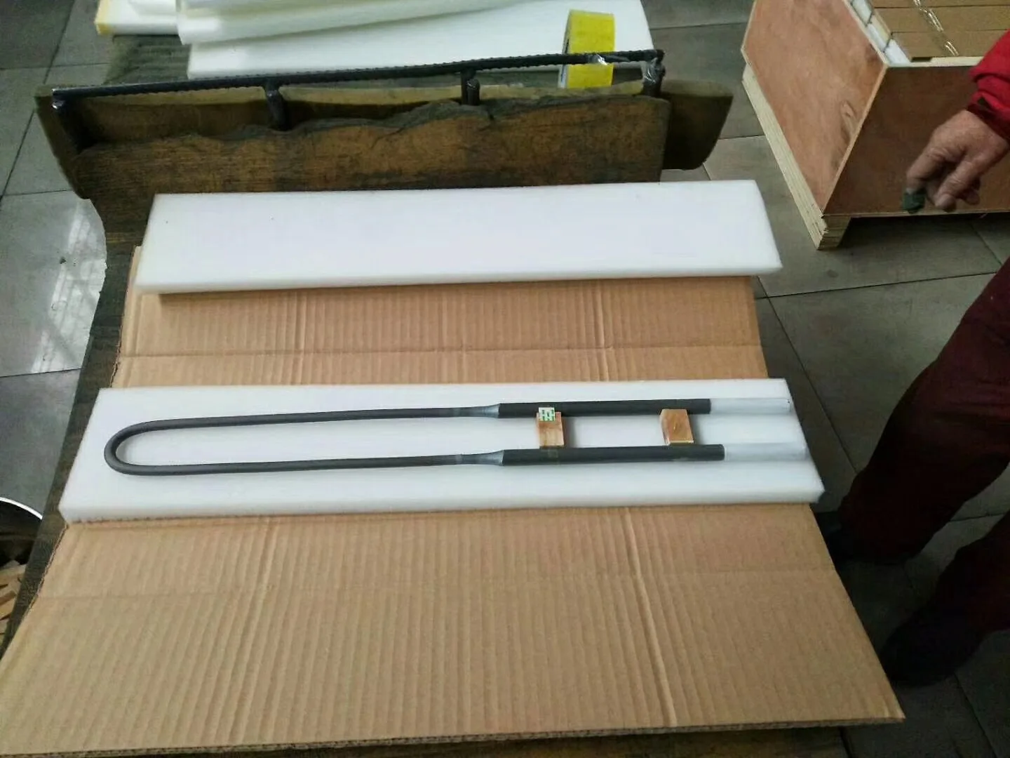 High purity 1800 Molybdenum Disilicide MoSi2 muffle furnace heating element