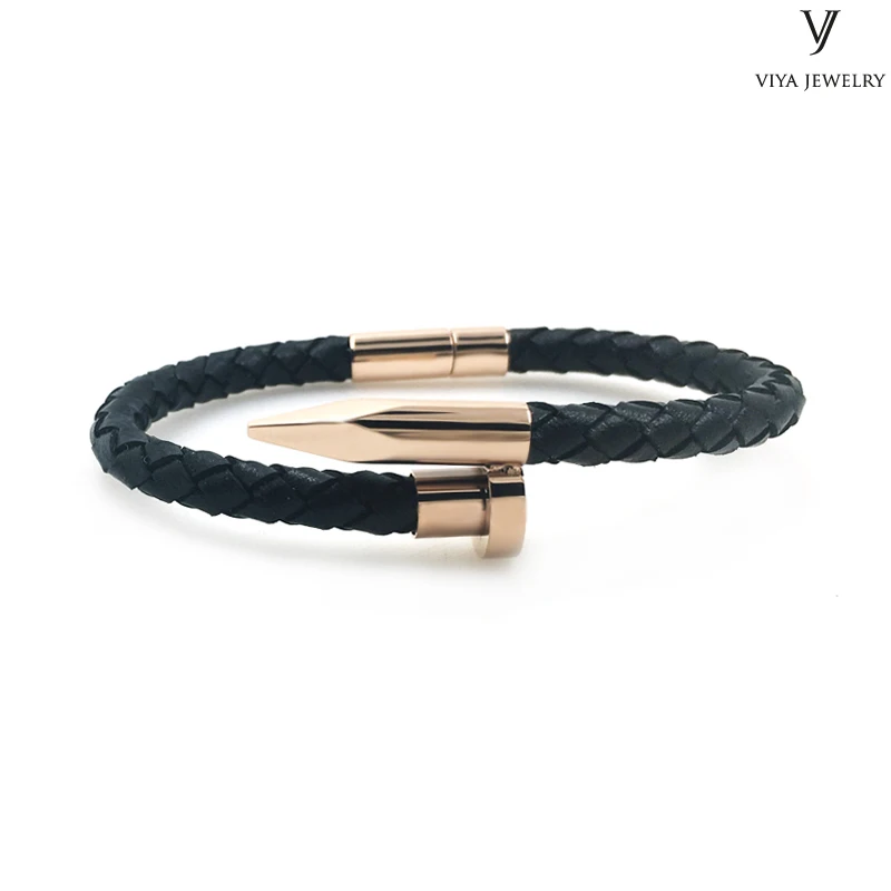 Leather nail bracelet (16).jpg