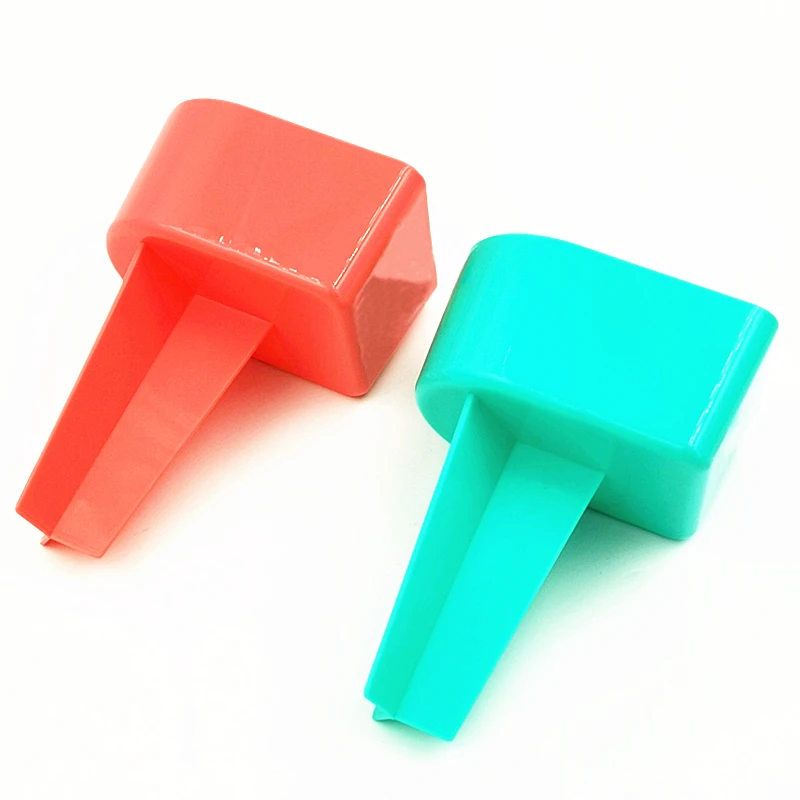 beach cup holder with pocket