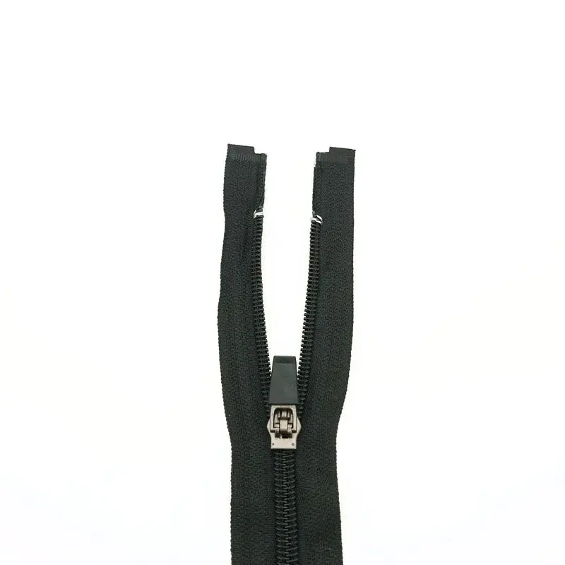 
Promotional Long Chain Separating Clothes Nylon Teeth Zip 