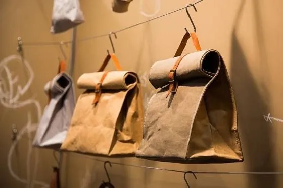 
Washable Kraft Paper Roll/Washable Paper Roll Manufacture/Resistance Water Proof Pure Wood Pulp Kraft Paper Roll 