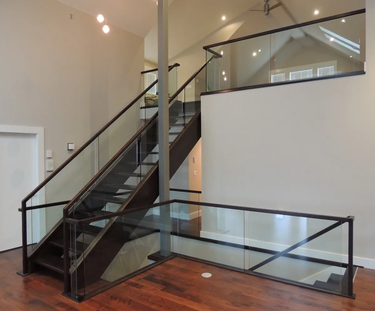 Contemporary House Decorative U Channel Led Glass Railing - Buy Glass