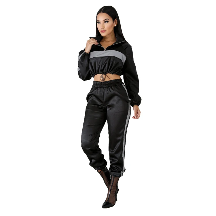 

Supply Reflective Panelled Crop Top Tracksuit For Women, Black