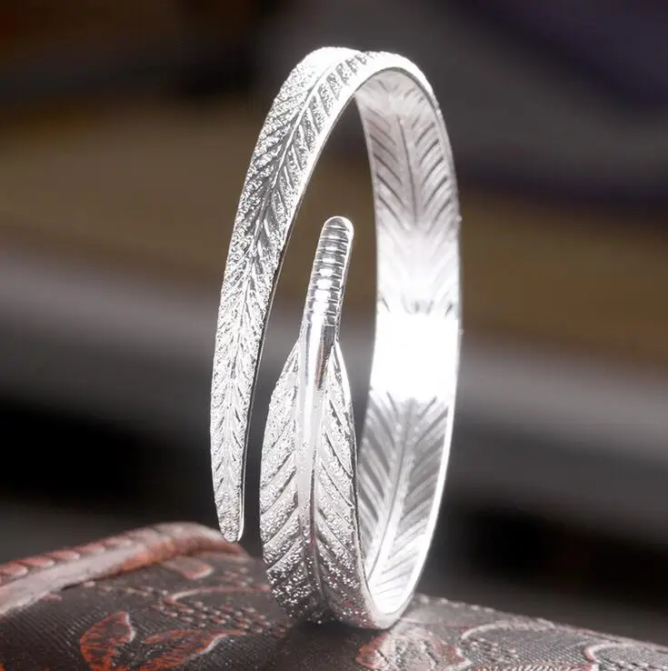 

Han edition style restoring ancient ways feather bracelet, N/a