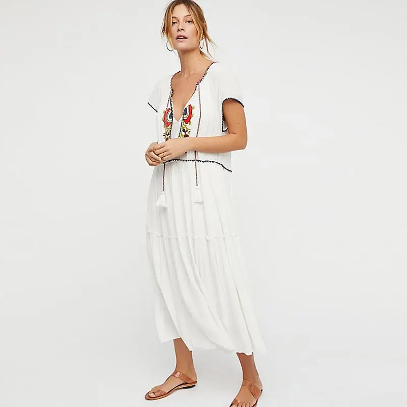 

Daisy Fields Embroidered Maxi Dress