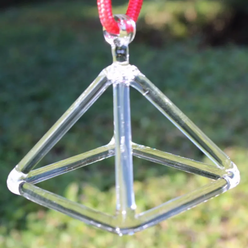 HM Transparent Quartz Glass Singing Pyramid