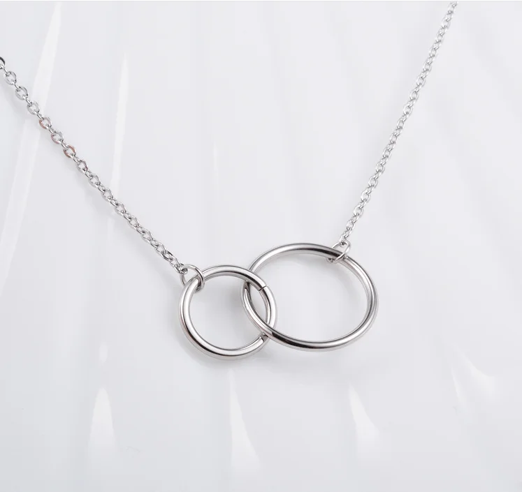 

Double Circle Interlock Clavicle Short Necklace Stainless Steel Necklace For Women, Silver;gold;rose gold