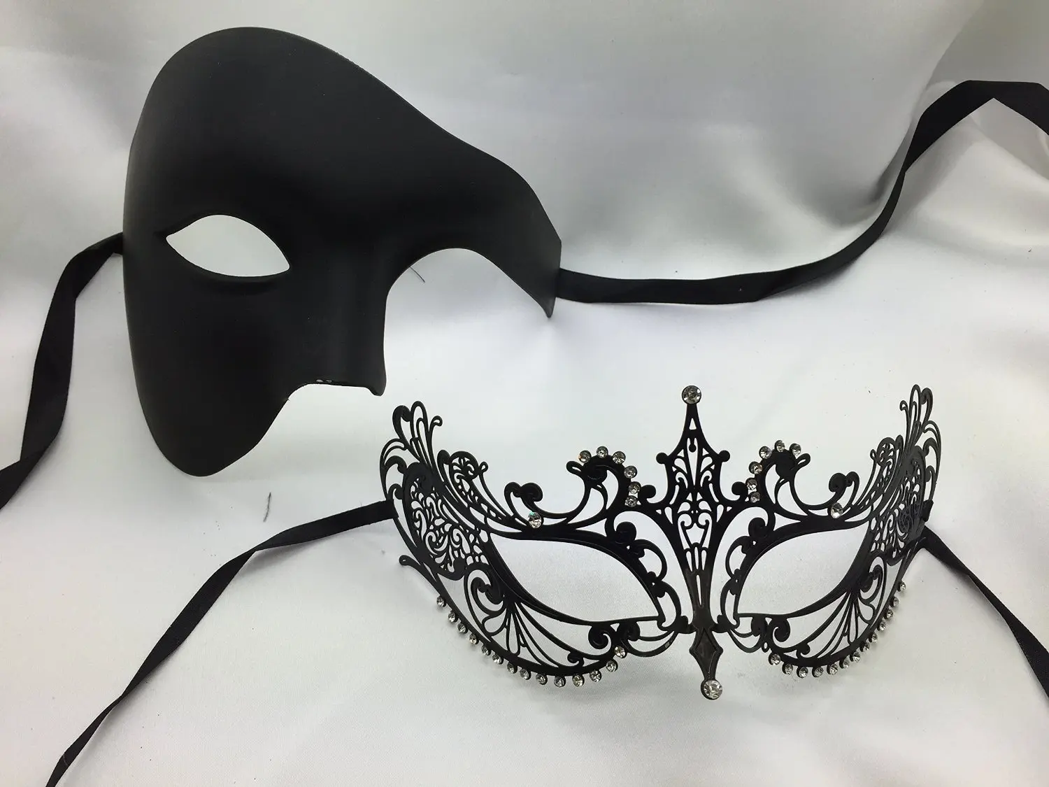 mens black mardi gras mask