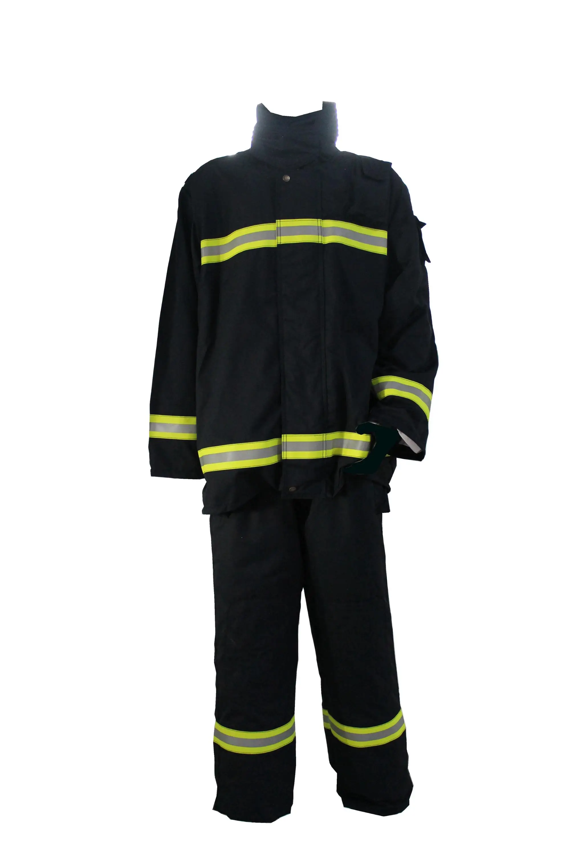 Огнеупорный костюм пожарного