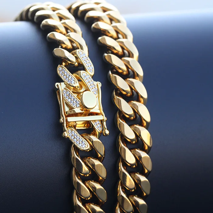 Latest Saudi 14k Gold Necklace Designs 