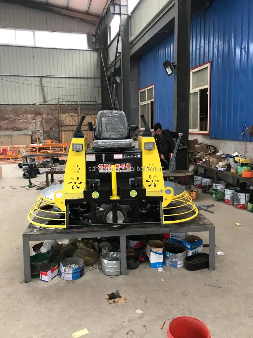 CE Hydraulic Helicopter Ride Finish Trowel Machine Concrete Trowel  .jpg