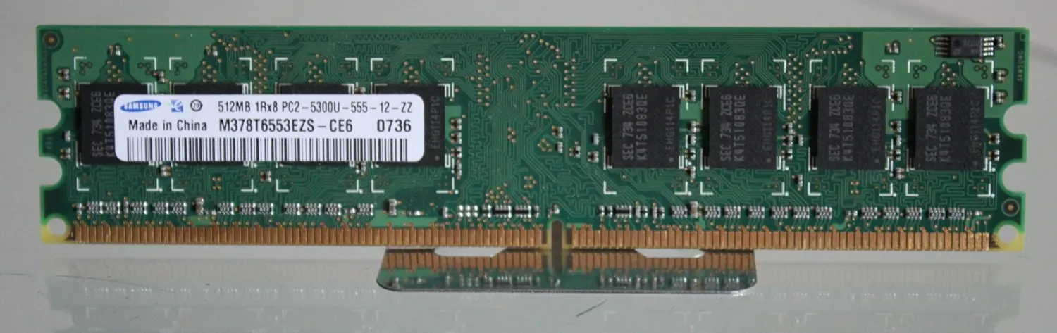Hynix 1 GB 2Rx8 PC2-5300U-555-12 HYMP512U64CP8-Y5 AB-C Desktop Memory