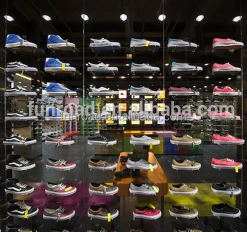 Brand Sport Shoes Retail Shop Wooden Display Table/shelving/cabinet/counter  - Buy Diseño De Mostrador De Tienda De Zapatillas De Deporte,Gabinete De  Exhibición De Botas,Estante De Madera Para Zapatos Deportivos Product on  Alibaba.com