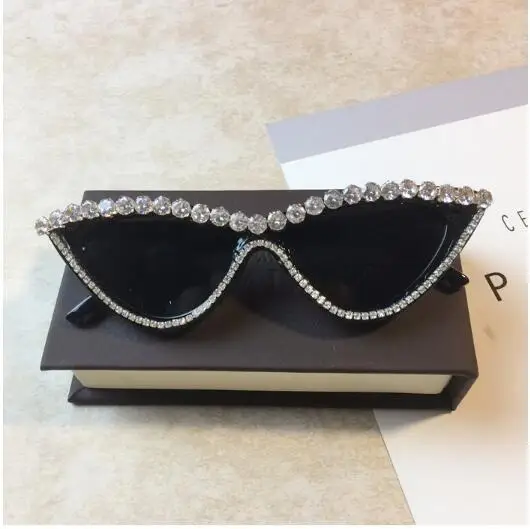 

Fashion Cateye Women Sunglasses Handmade Crystal Eyewear Around Diamond Black Womens Sunglass