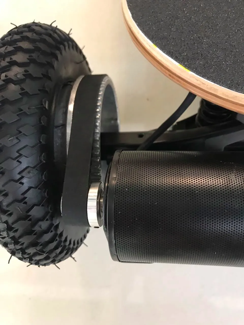 Deo Mountain Electric Skateboard Deck Best Quality Electric All Terrain Skateboard Outdoor 4000w