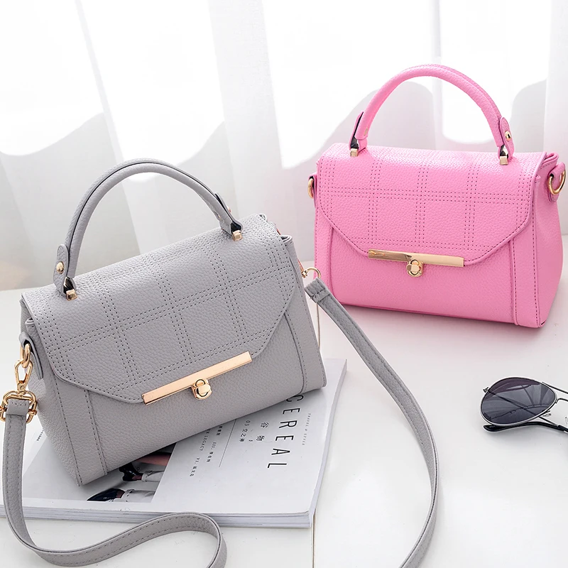 

Hot Selling Small Square Magnetic button Chain Crossbody Purses Ladies Premium PU Leather Solid Color Messenger Bag, Multiple colors available