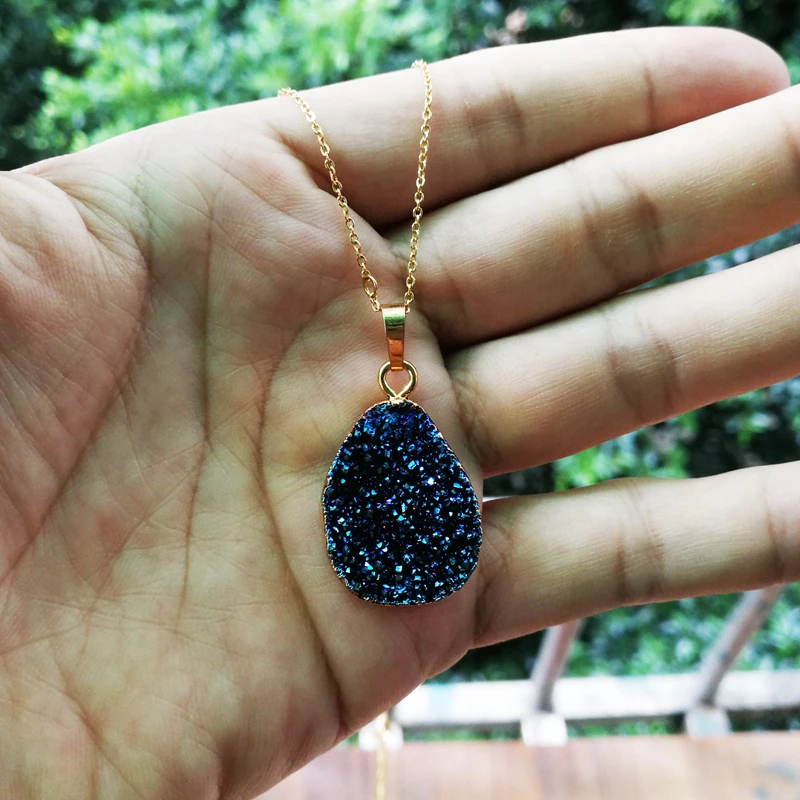 

Custom freeform pendant necklaces simple designs boho blue natural agate druzy chain necklace earrings jewelry sets, Blue druzy necklace