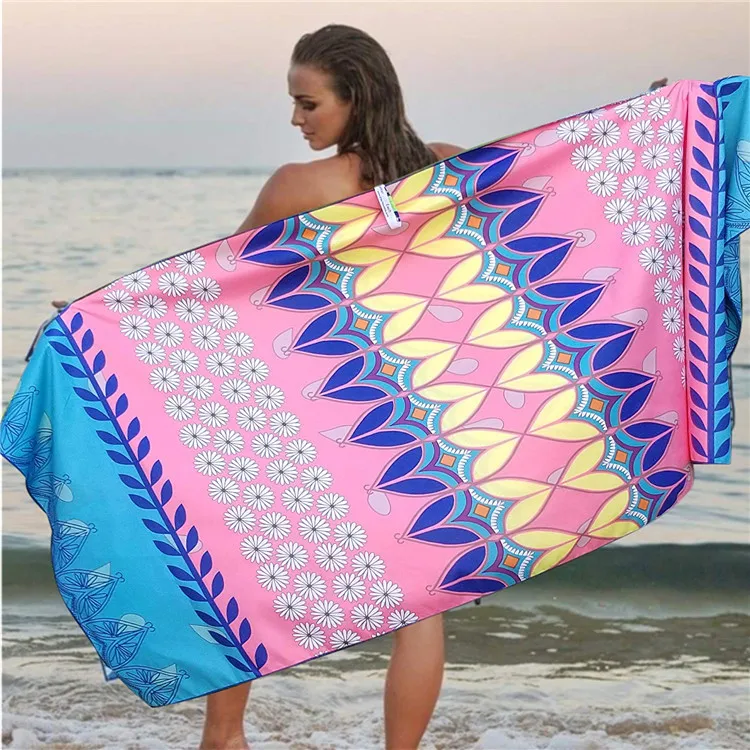 спортивное полотенце mad wave microfiber towel rus 80x140 белый. микрофибра для пляжа. полотенце из микрофибры для пляжа компактное. полотенце decathlon микрофибра. полотенце декатлон микрофибра 110 175.