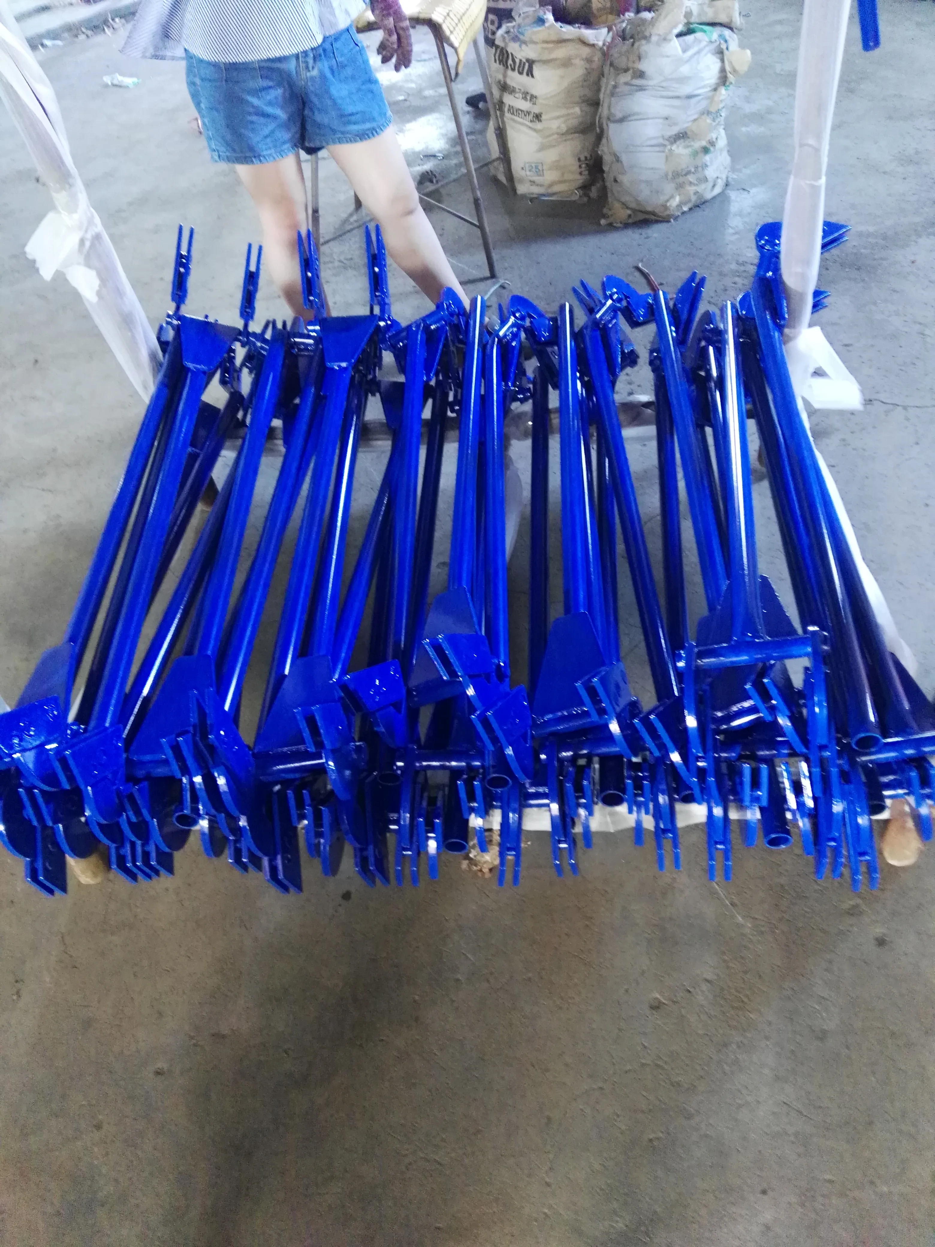 
Steel Pallet Buster Tool/Pallet Pry Bar Double Fork 