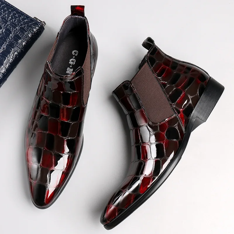 

Factory Direct SalesMen's leather boots, men's high leather shoes, pointed tips.