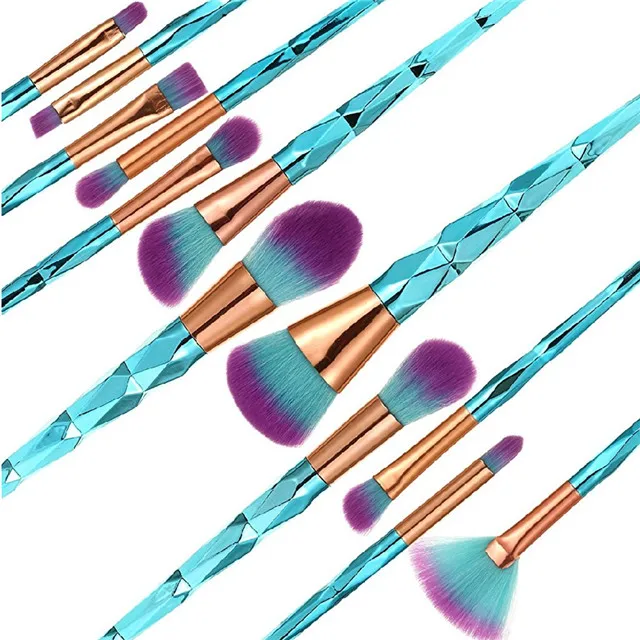 makeup brush.jpg