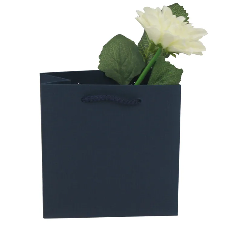Wholesale luxury custom gift packaging storage kraft shopping paper bags