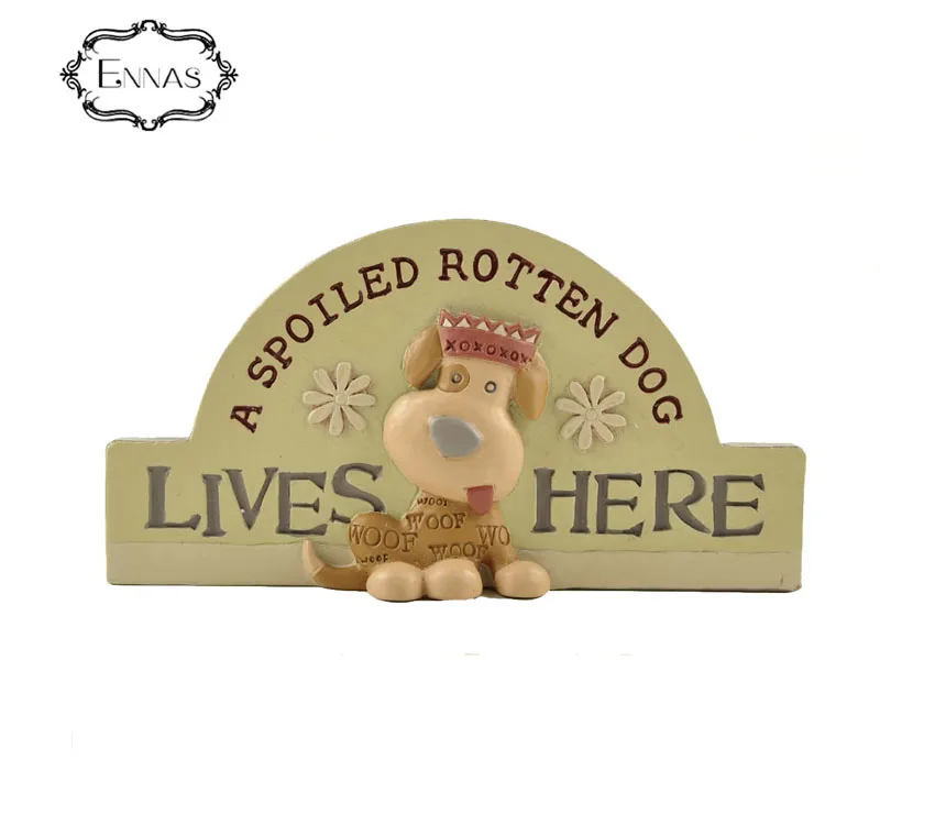 Resin 3D dog with words " your turn "home decoration