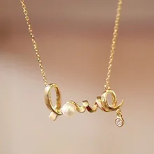 2016 New Korean Fashion Temperament All-match Short Necklace Love Imitation Diamond Necklace Chain Letter Personality Clavicle F