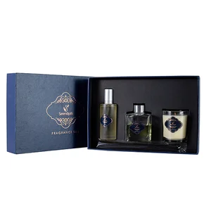 Image of gift set luxury scented soy customized candle + reed diffuser in glass jar