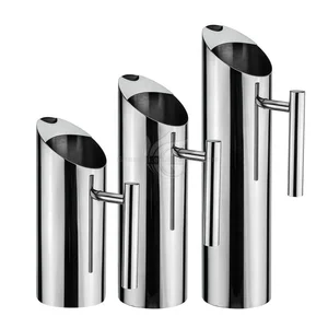 Hot Sale 1L/1.4L/1.7L Wholesale Bases Decorative Stainless Steel Water Pitcher Water Jug With Side Handle