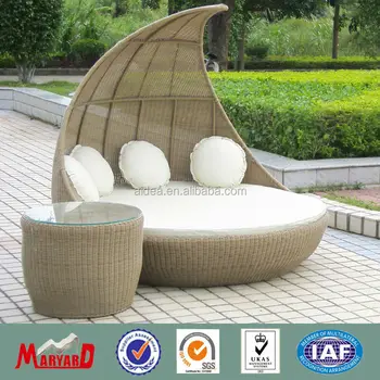 Bali Rattan Outdoor Furniture Round Daybed With Waterproof Cushion ...