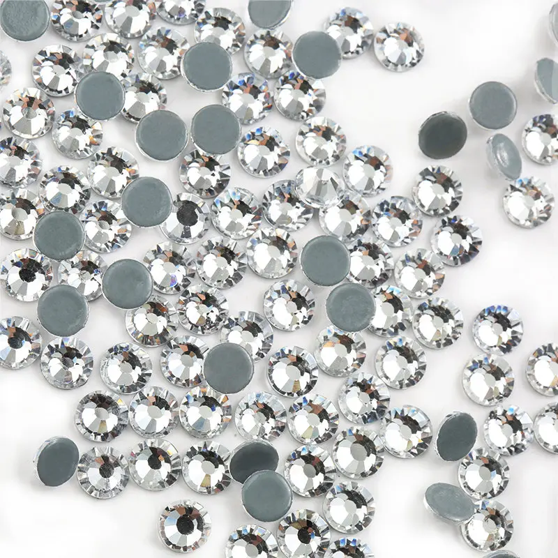 

2bags ss20 Clear and black hot fix crystal in bulk