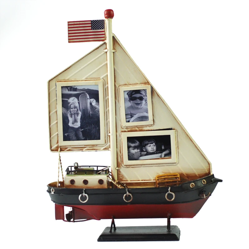 Retro Metal Model Ship Handmade Boat Figurine Sail Ship Miniature Decorative Ship Photo Frame