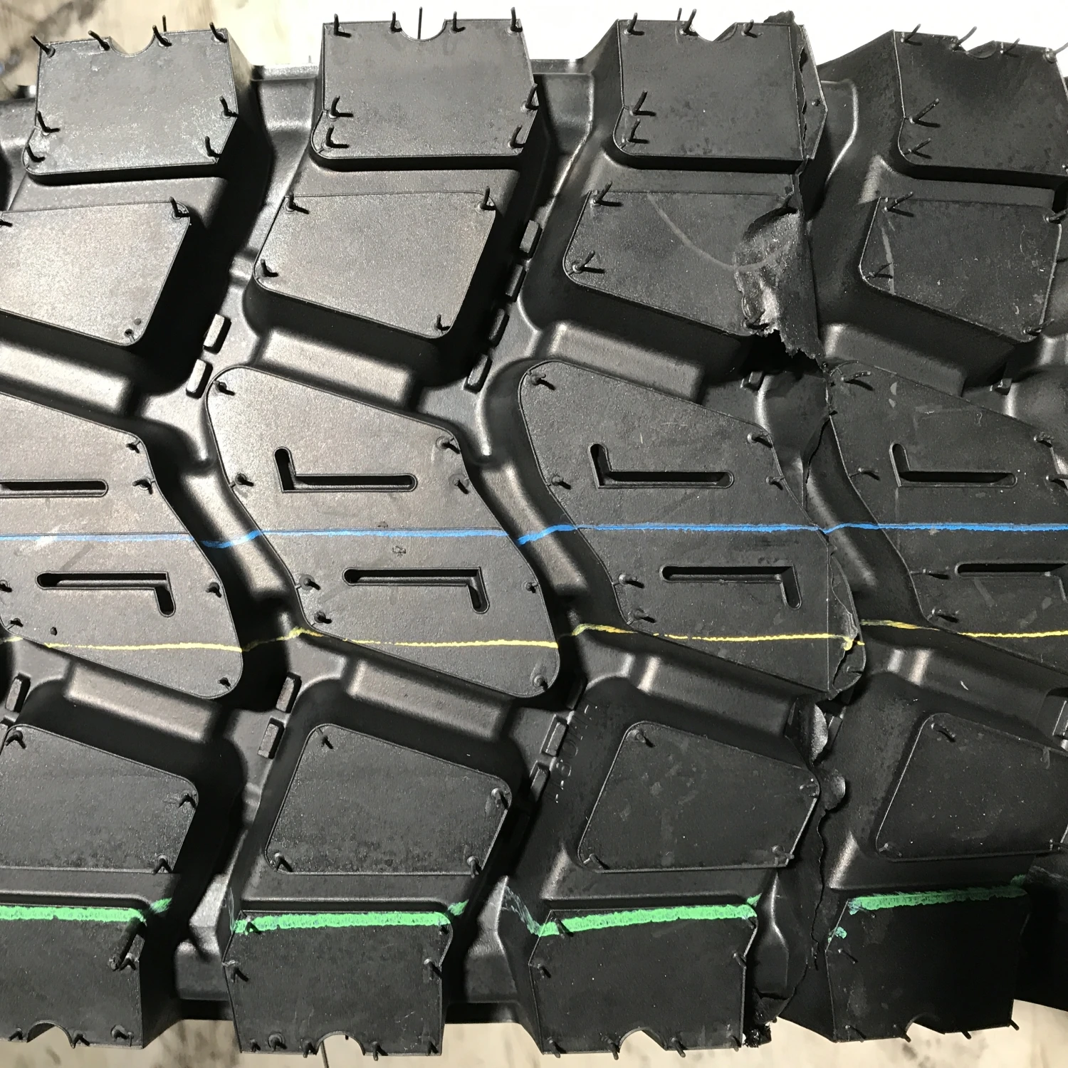 Cheap Chinese Truck Tyre And Famous Tire Brands In China Wellplus Wam716 11.00r20 Buy Truck Cheap Chinese Truck Tyre And Famous Tire Brands In China Wellplus Wam716 11.00r20 Buy Truck