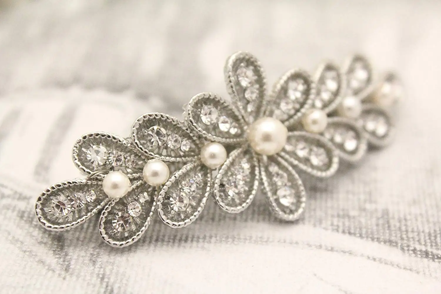 crystal and pearl hair clip
