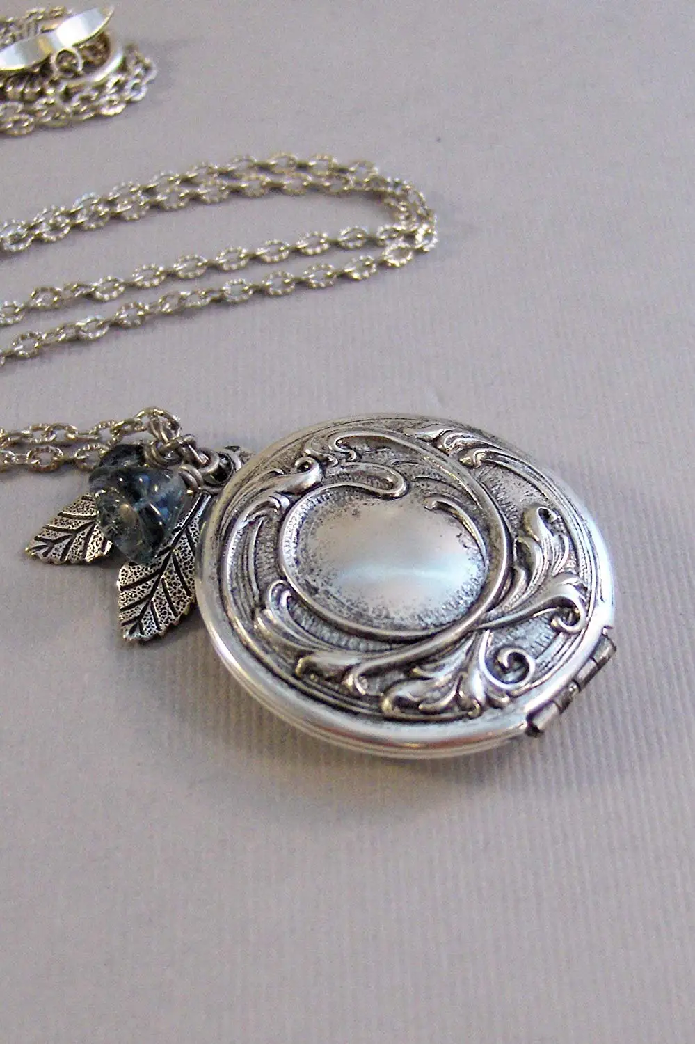 Gold Antique Locket Find Deals On Line Gold Antique Locket Find