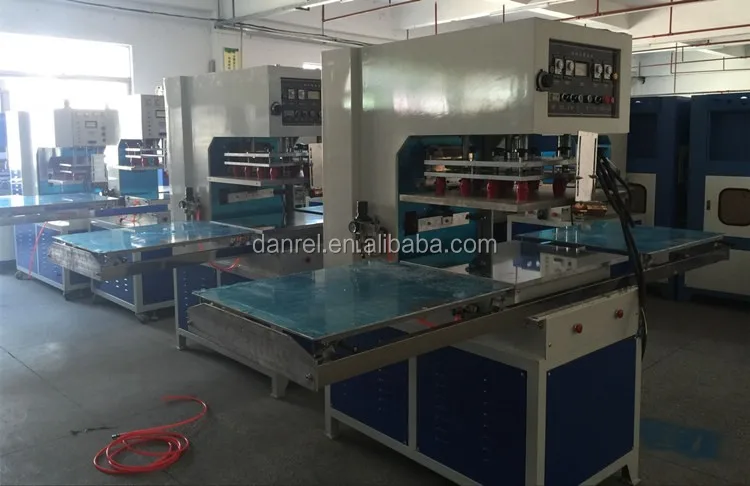 PVC Carpets Shuttle Tray High Frequency Plastic Welding Machine (2).jpg