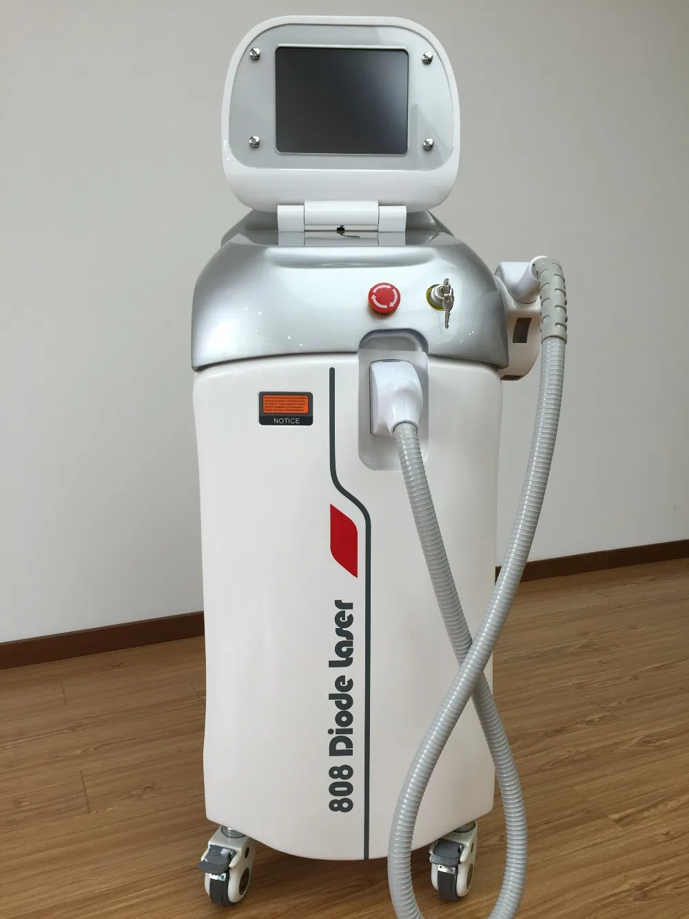 分配器想要激光脱毛机 808 nm 二极管激光脱毛机