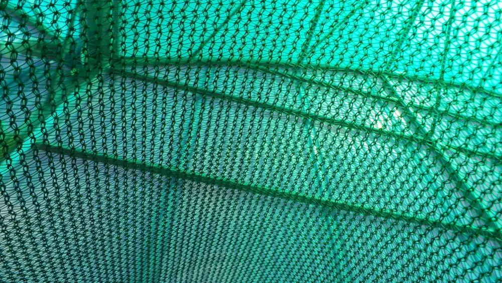Солнцезащитная сетка купить. Солнцезащитная сетка. Солнцезащитная сетка для беседки. Сетка зеленая. Зеленая сетка для навеса.
