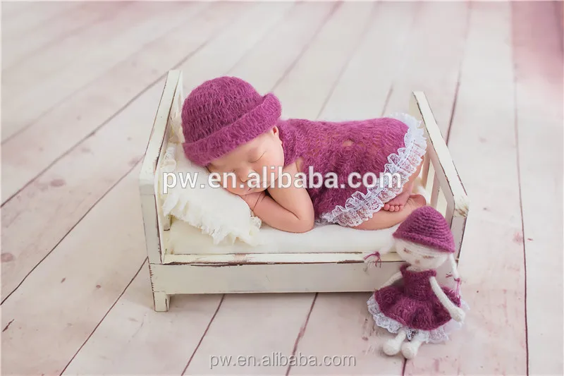 Vintage Rustic baby wood bed Newborn bed photography props Baby photo stand props