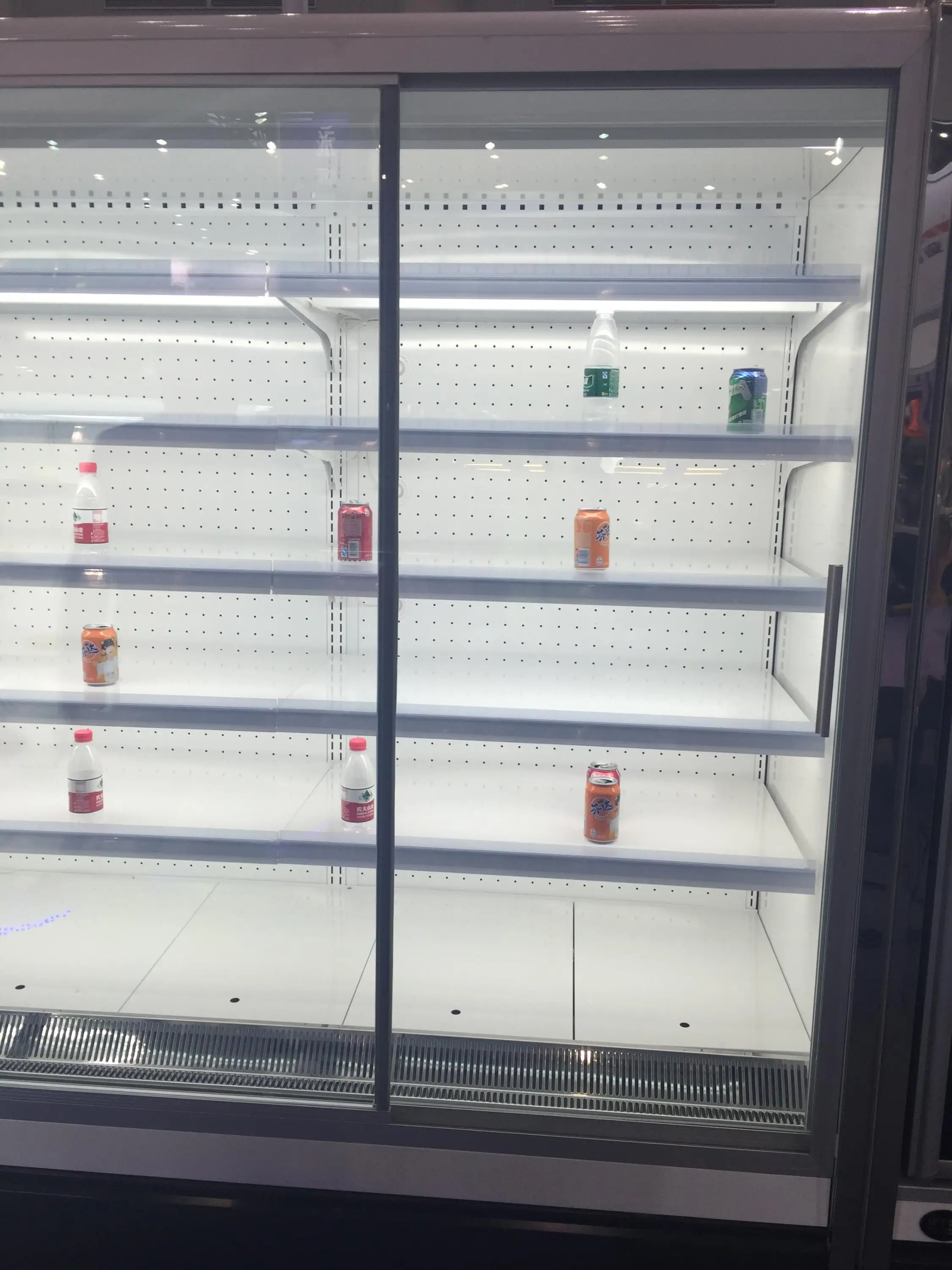 Anti fog electric heated display cabinet sliding glass door