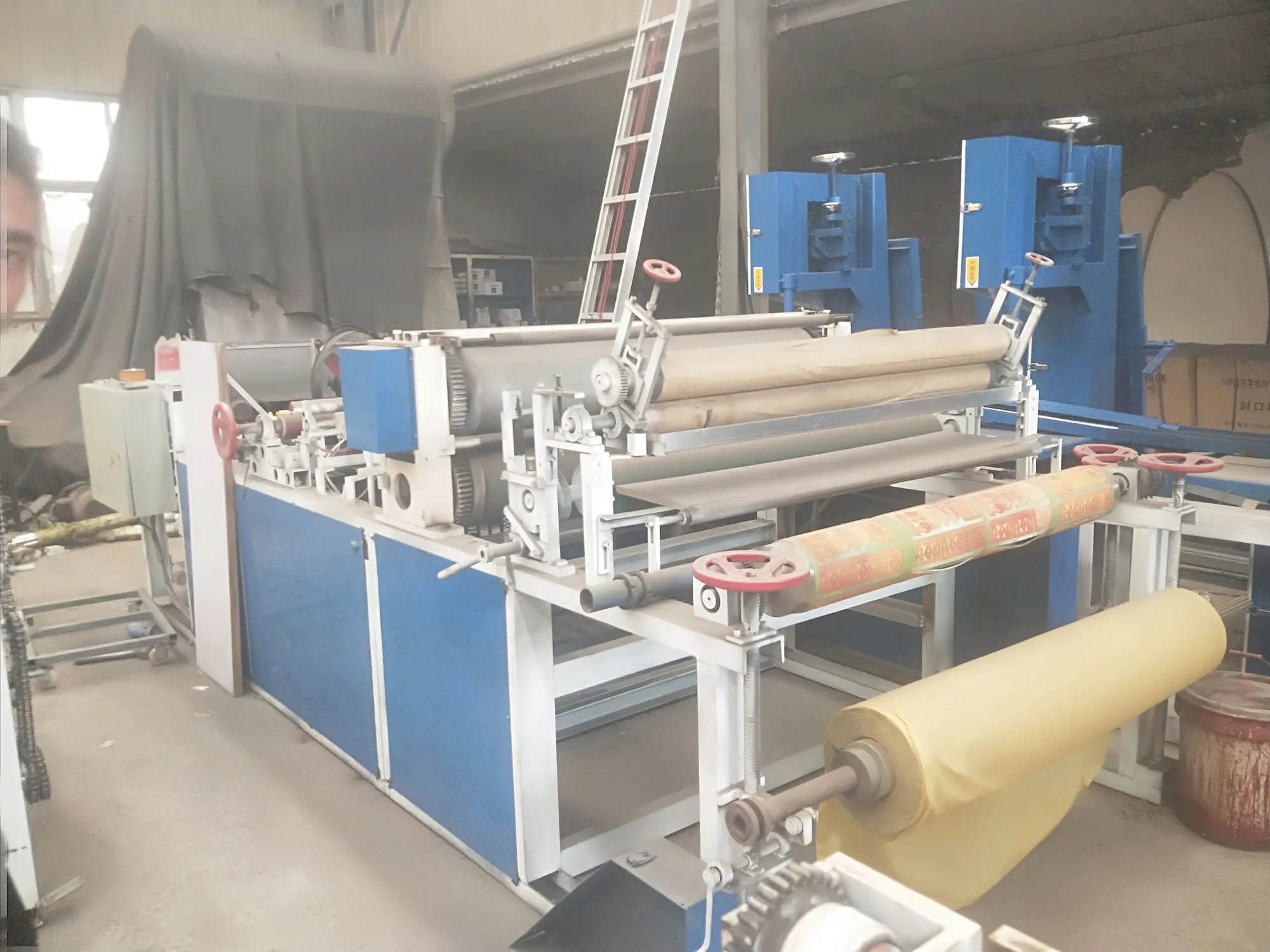 Die cutting machine image