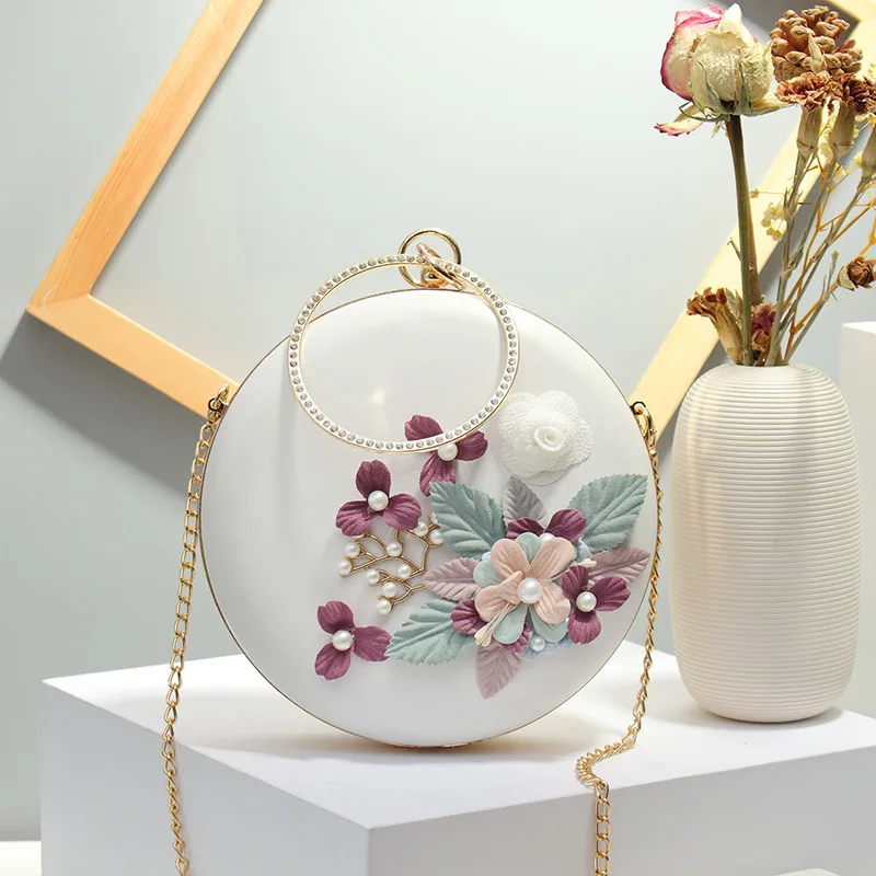 

new Korean version of the portable banquet dress clutch bag female slung three-dimensional flower round dinner bag, Picture