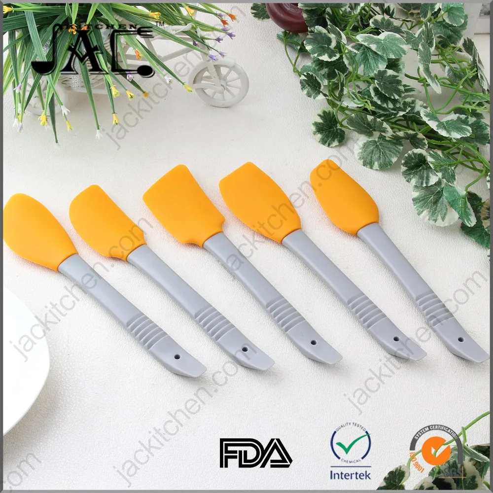 Durable Flexible Silicone Spatula Set with Plastic Handle