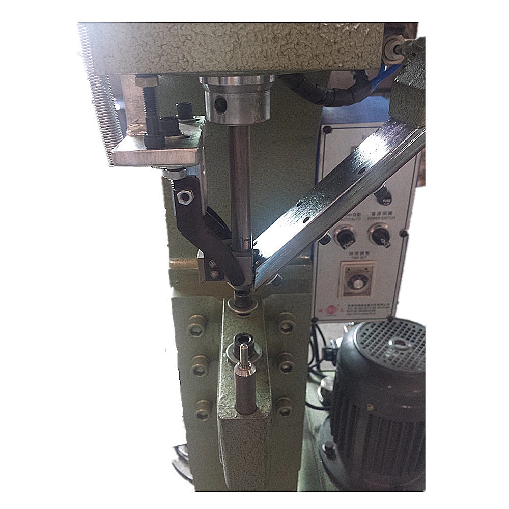 
CD orbital riveting machine 