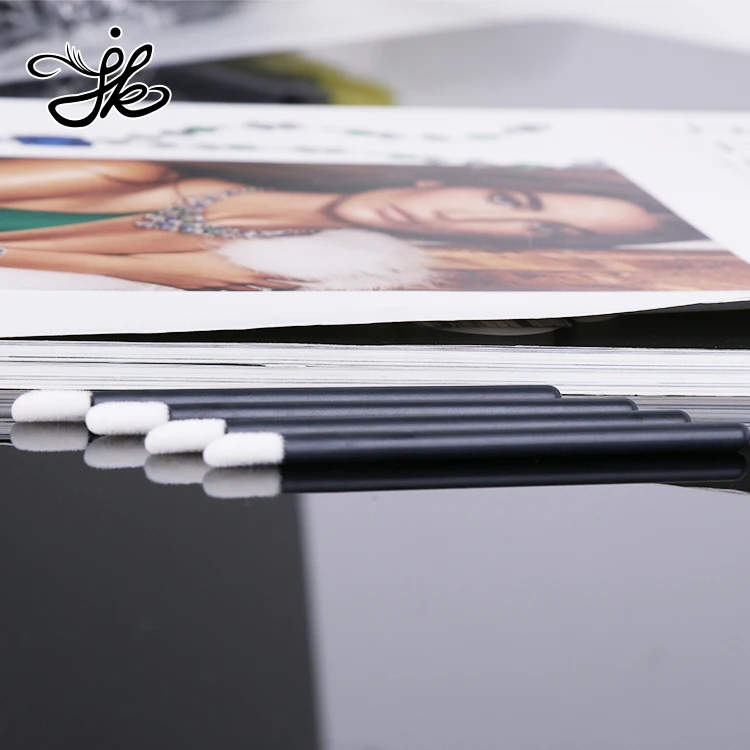 

Solid And Hollow Pole Private Label Lip Gloss Lip Brush